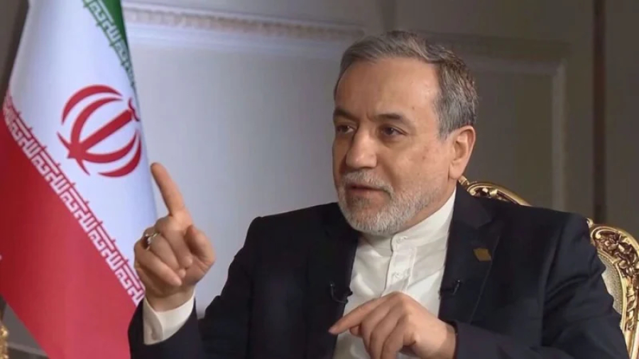Araghchi: Senator AS Menuntut Keluar dari Kekalahan
