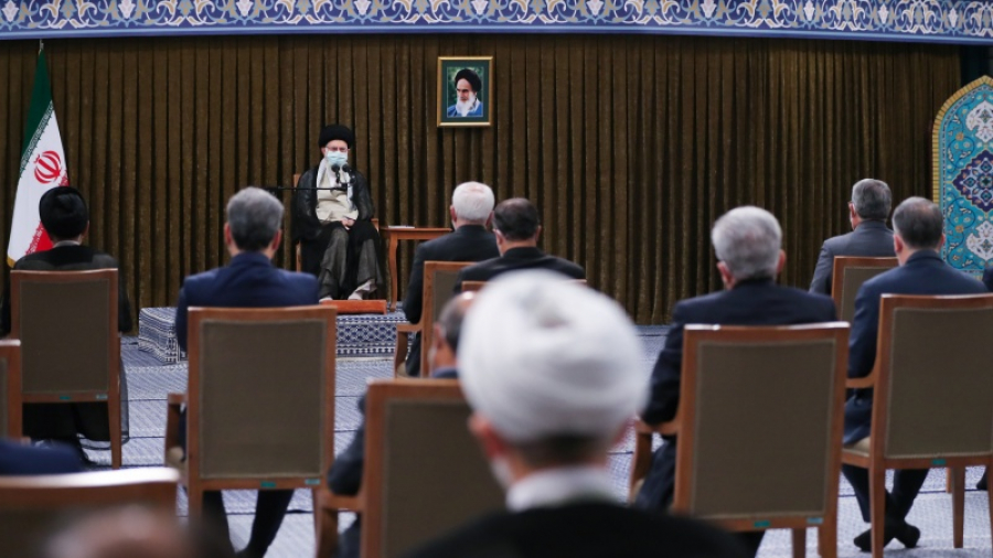 Menelisik Pesan Terakhir Rahbar kepada Presiden Rouhani dan Kabinetnya