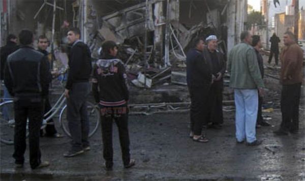 Pemboman Kembar di Irak, Puluhan Tewas 