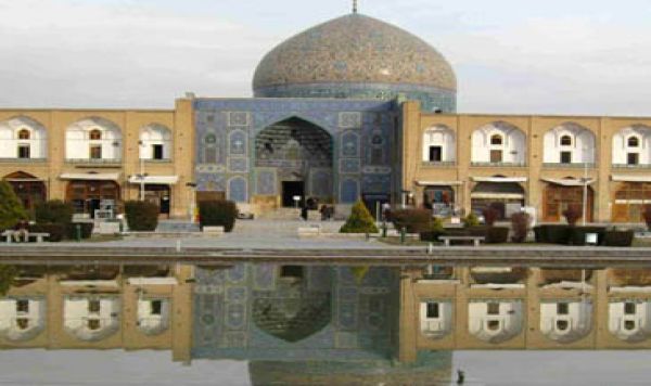 Asimilasi Seni Iran dan Mazhab Syiah 