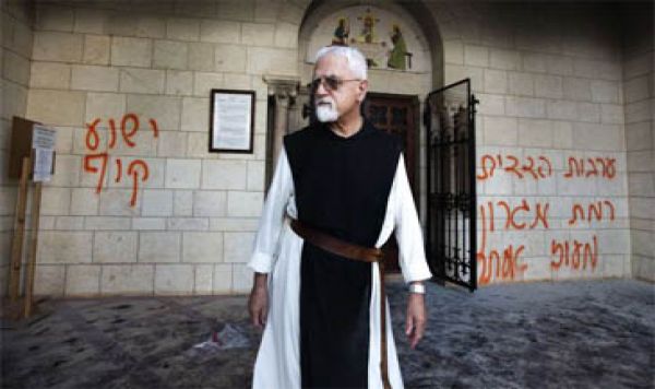Pemukim Ekstrim Israel Bakar Pintu Gereja, Hamas Langsung Mengecamnya 