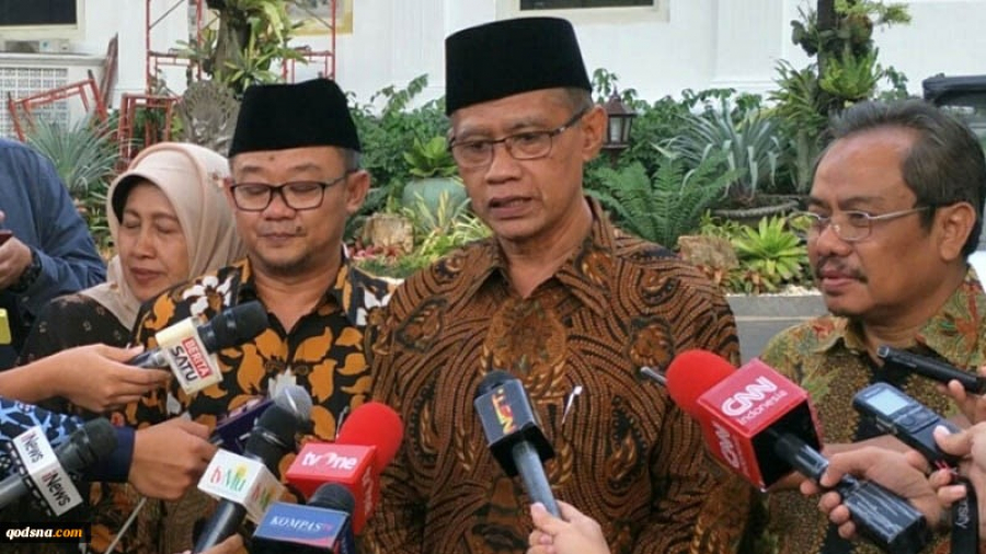 Menjadikan Agama Sebagai Pencerahan Umat