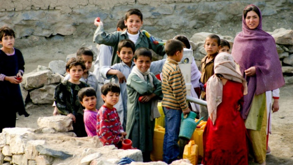 Kementerian Urusan Pengungsi Afghanistan Puji Iran dan Pakistan