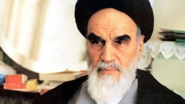 Penuturan Doktor Fahimeh Mostafavi Tentang Ayahnya, Imam Khomeini ra (2)