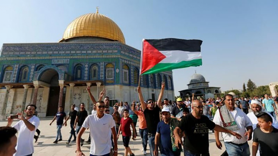 Warga Palestina Protes Eksekusi Lapangan Israel