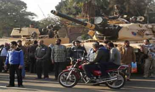 Militer Mesir Turun Tangan Redam Protes 