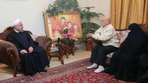 Rouhani: Pengorbanan Keluarga Syuhada, Penyebab Kemuliaan Iran