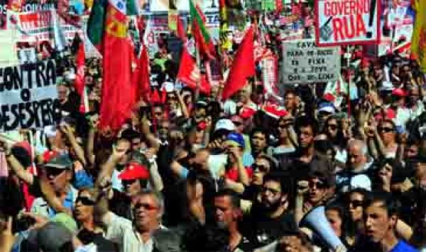 Puluhan Ribu Demonstran Portugal Tuntut Pengunduran Diri Pemerintah 