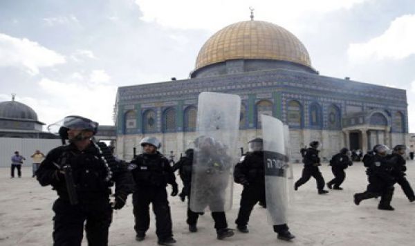 Penangkapan Besar-besaran Warga Palestina di Baitul Maqdis oleh Israel 