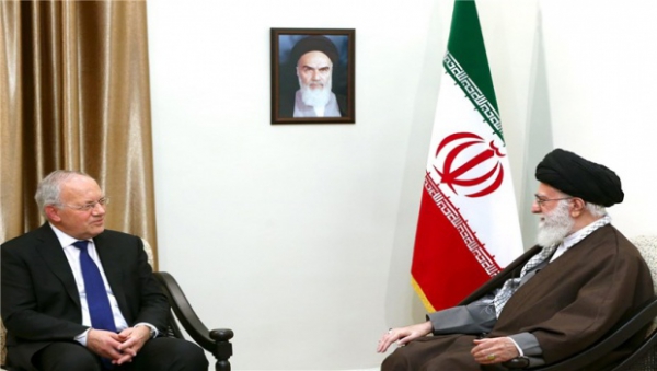 Rahbar Sambut Perluasan Kerjasama Ekonomi Iran-Swiss