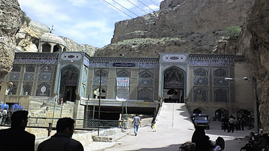 Makam Bibi Hakimeh Khatoon