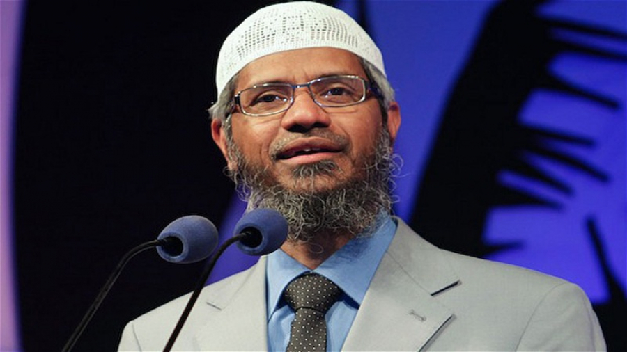 Tiga Menteri Malaysia Desak Mahathir Usir Zakir Naik