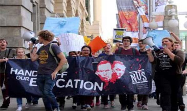 Protes Pemangkasan Anggaran di Australia 