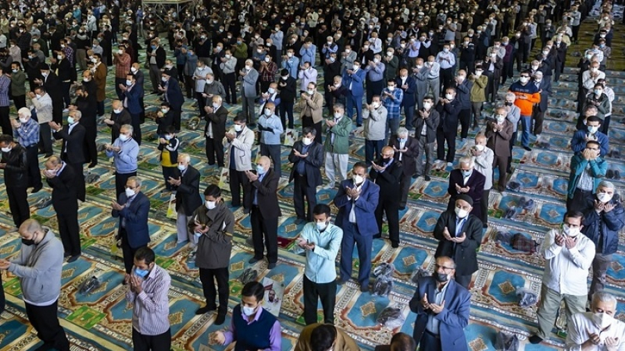 Tehran Kembali Gelar Shalat Jumat Setelah Libur 20 Bulan