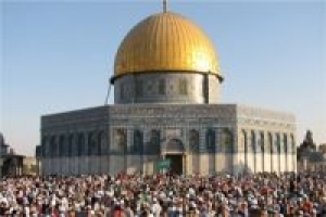 Pemuda Palestina Ajak Muslimin Peringati Hari Arafah di Masjid Al Aqsa