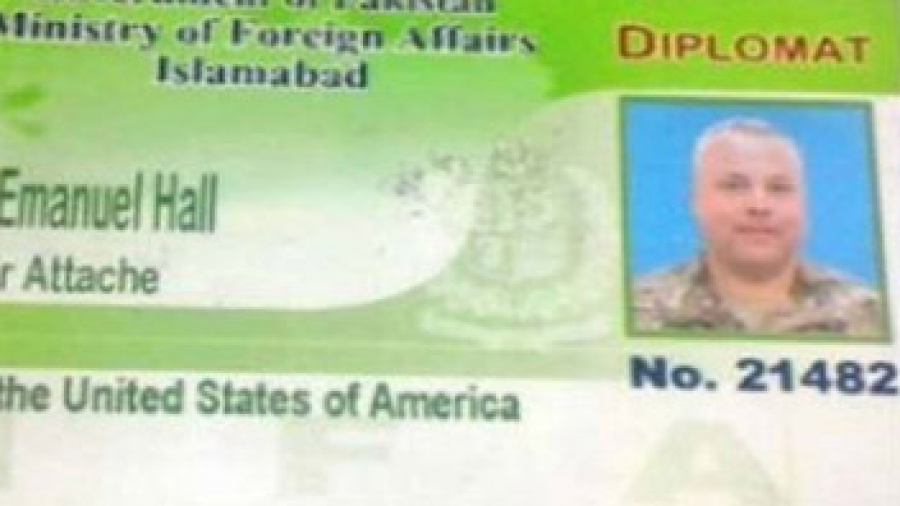 पाकिस्तान, अमरीकी कूटनयिक का लाइसेंस रद्द, तनाव बढ़ा
