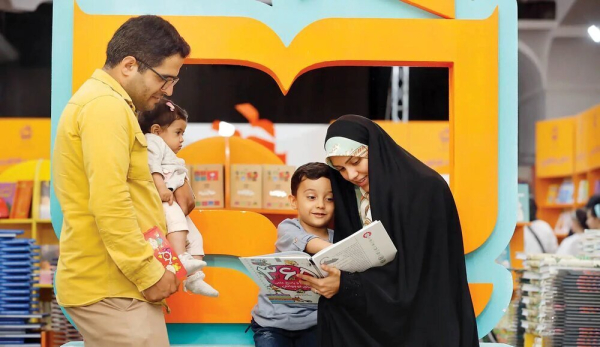 आख़िरी ज़माने के फितनों से अपने परिवार की रक्षा कैसे करें?