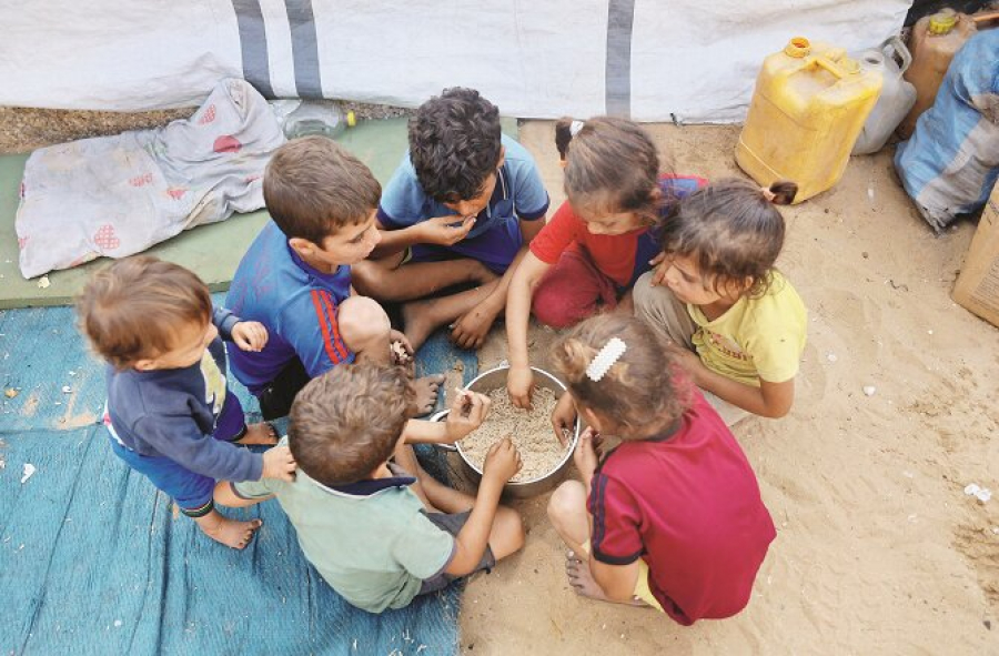 ग़ज़्ज़ा में मानवीय त्रासदी तेज, सहायता संगठनों ने इजरायली नाकाबंदी हटाने का आह्वान किया