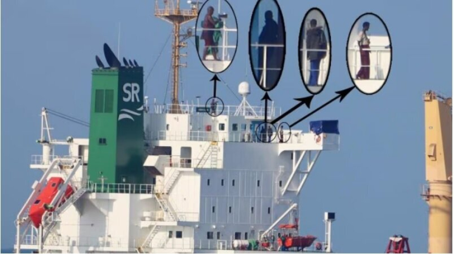 हिंद महासागर में बांग्लादेशी जहाज का अपहरण