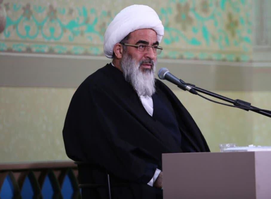 कुरआन से वास्तविक व्यावहारिक लगाव ही समाज के सुधार का एकमात्र रास्ता है