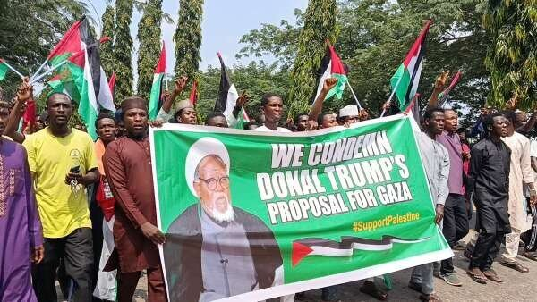 नाइजीरिया: इजरायल के अत्याचारों के खिलाफ किया जोरदार प्रदर्शन