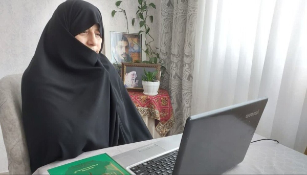 इमाम हसन अस्करी (अ) ज्ञान, धैर्य और प्रतिरोध के एक उज्ज्वल प्रतीक हैं