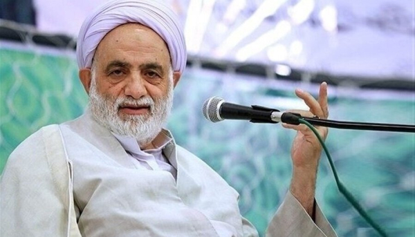 नमाज़ की शिक्षा घर और स्कूल से शुरू होनी चाहिए