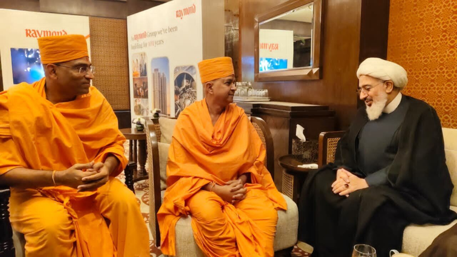 भारत में ईरान के सर्वोच्च नेता के प्रतिनिधि की बीएपीएस के अंतर्राष्ट्रीय प्रवक्ता से मुलाक़ात