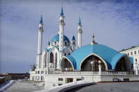 (कुल शरीफ मस्जिद) रूस के शहर कज़ान की सबसे बड़ी मस्जिदों में से एक है