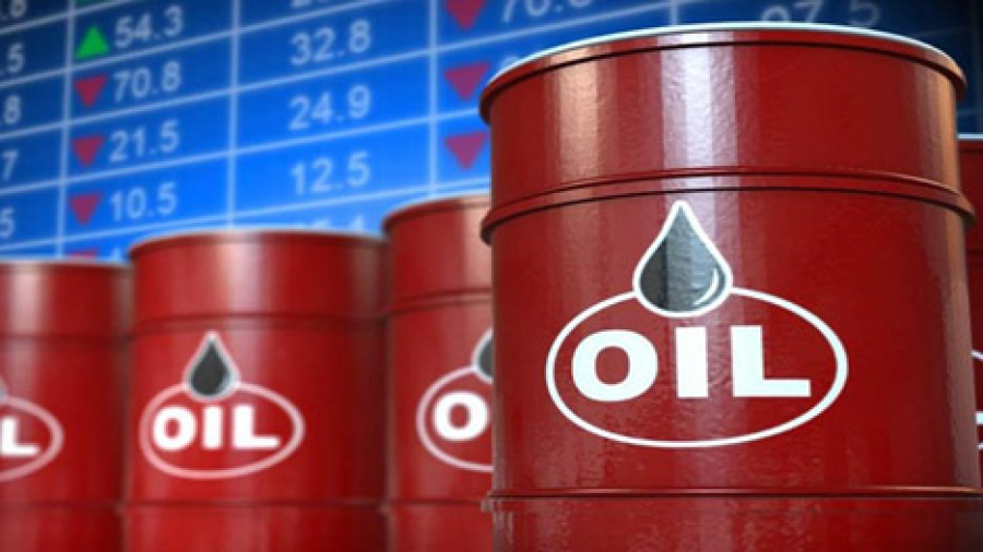 ईरान के ख़िलाफ़ अमरीकी पाबंदी का पहला असर, तेल की क़ीमत 100 डॉलर के पार जाएगी, स्टैन्डर्ड चार्टर्ड