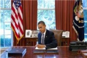 ओबामा ने ईरान के विरूद्ध एमरजेन्सी ऐक्ट को एक साल के लिये बढ़ा दिया।