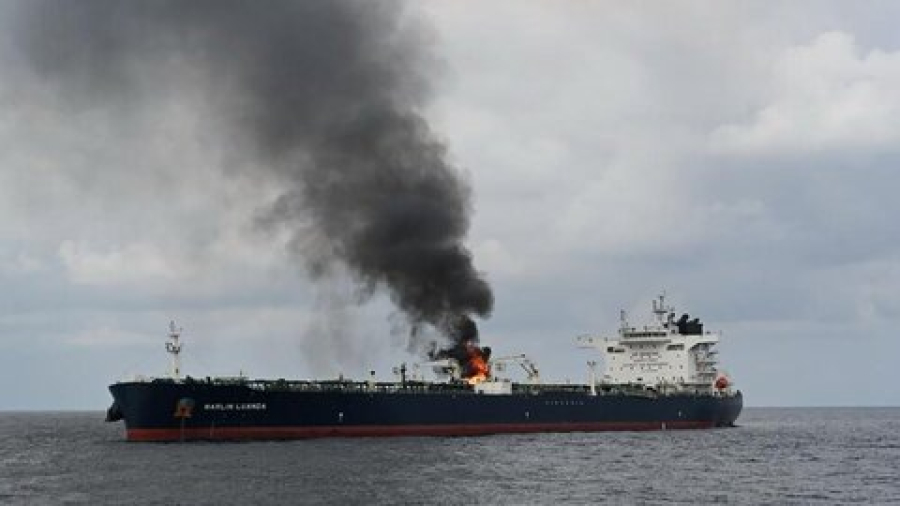लाल सागर में ब्रिटिश तेल टैंकर पर यमन का सफल हमला