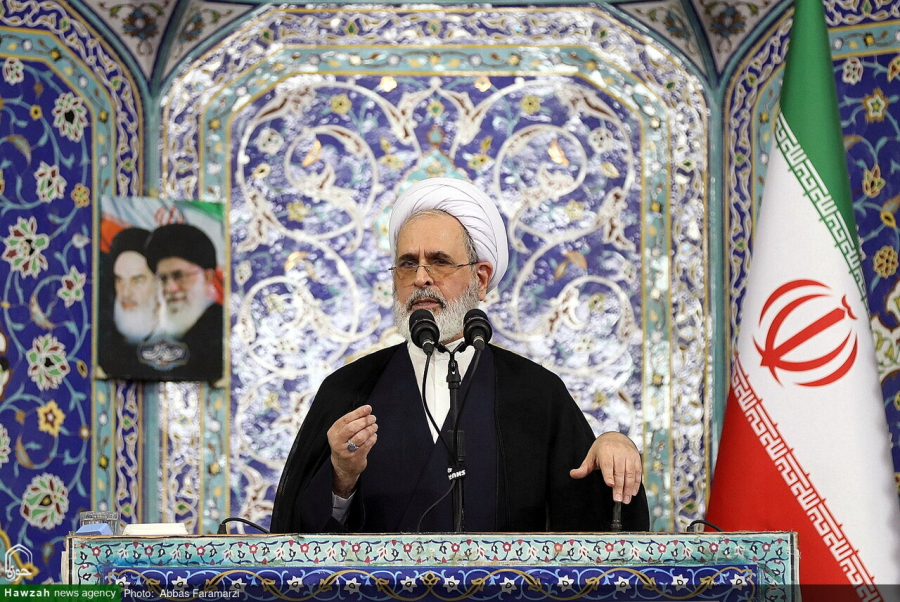 औरतों का सही इंट्रोडक्शन फातिमा (स) की बायोग्राफी में है