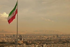 Премьер Италии намерен в апреле посетить Иран