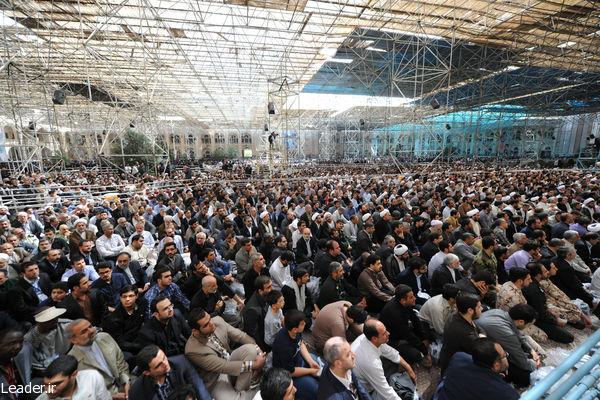 İmam Humeyni (ra)ın yıl dönümü merasimine katılan milyonluk kitlelere konuşan İslam İnkılabı Rehberi, İran halkının Amerika'yı yenilgiye uğrattığını bildirdi