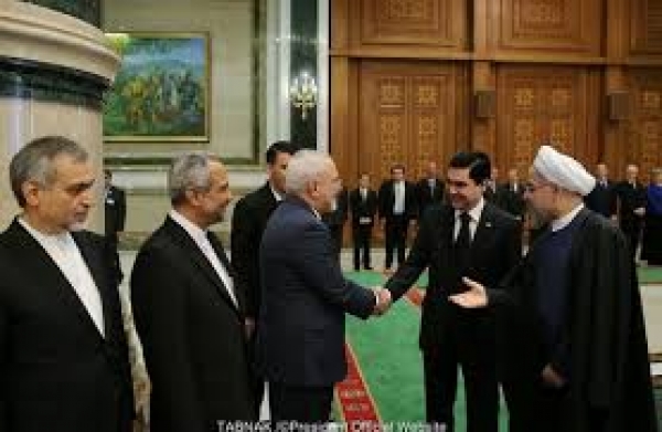İran ve Türkmenistan arasında 17 işbirliği anlaşması imzalandı