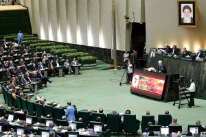 Meclis, Ruhani tarafından önerilen 16 bakana güven oyu verdi