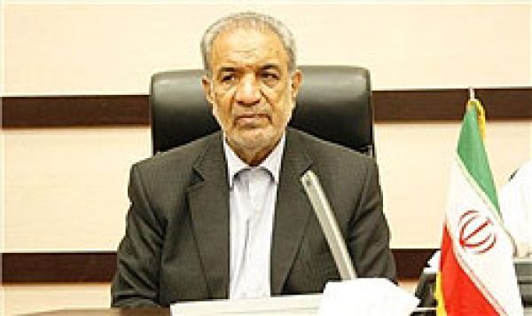 İran Sistan-Beluçistan ValisiŞiilerle Sünniler aynı safta Cuma namazı kıldılar