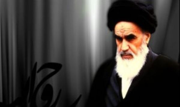 İmam Humeyni’ye atılan sahabelere ve Kur’an hakkındeki iftiralara cevaplar