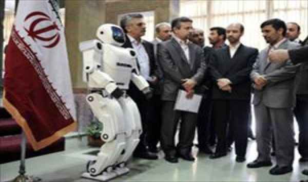 İran&#039;dan İnsan Şeklinde Robot