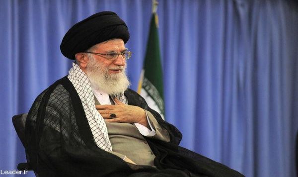İmam Hamanei:Nükleer silah Amerika için bir bahane