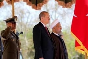 Ruhani: Türkiye ile ilişkileri takviye etme üzerine anlaştık