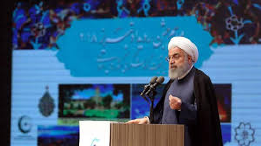 Ruhani: Avrupa, Trump&#039;ı ikna için kendi cebinden harcamalı