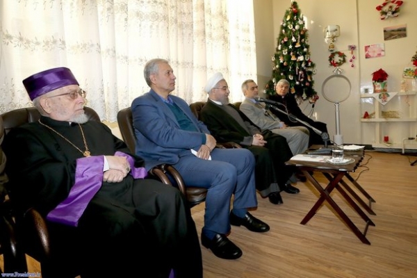 Ruhani, İranlı Hıristiyanlar ile Bir Araya Geldi