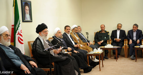 رہبر معظم سے صدر روحانی کی کابینہ کے ارکان کی پہلی ملاقات