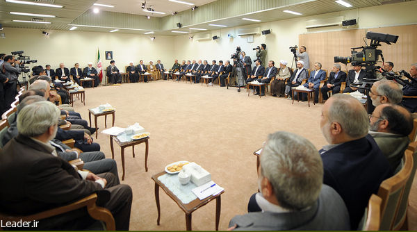 رہبر معظم سے صدر روحانی کی کابینہ کے ارکان کی پہلی ملاقات