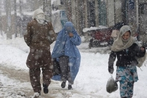 افغانستان: شدید برف باری سے 100 افراد جاں بحق