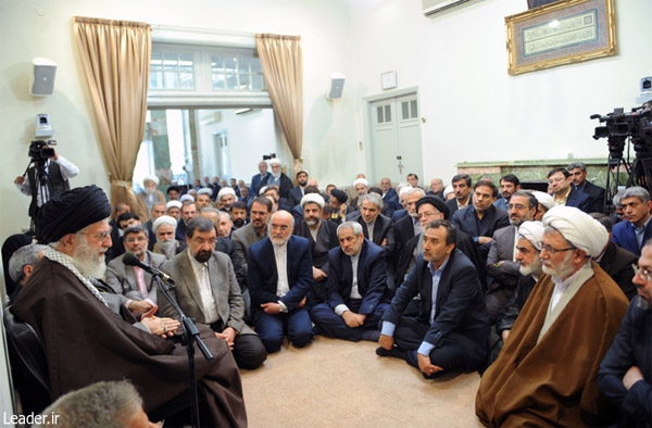 ہبر انقلاب اسلامی سے عید کی مناسبت سے بعض اعلی عہدیداروں کی ملاقات