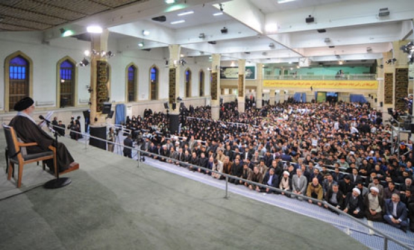 رہبر انقلاب اسلامی :امریکہ مردہ باد کا مطلب امریکی پالیسیاں مردہ باد اور سامراج مردہ باد ہے