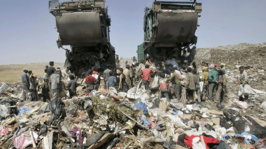 زہریلا کچرا، فلسطینیوں کے خلاف صیہونی حکومت کا نیا اسلحہ